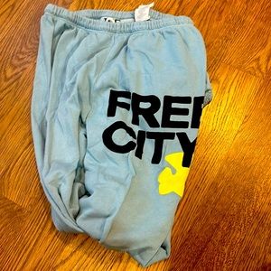 Freecity light blue sweatpants